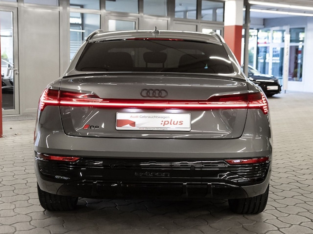 Audi Q8 e-tron