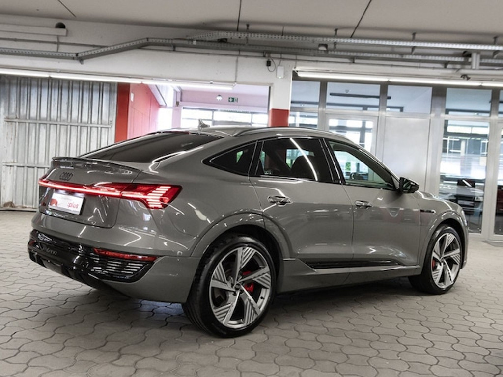 Audi Q8 e-tron