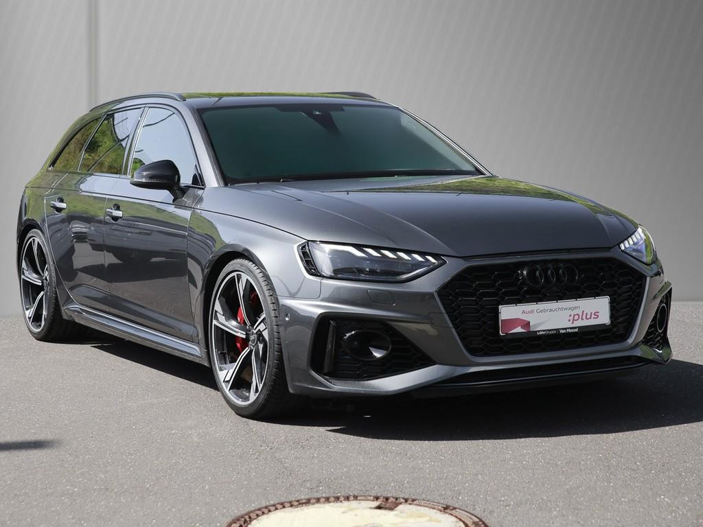 Audi RS4