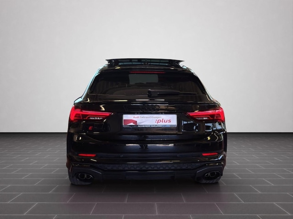 Audi RS Q3