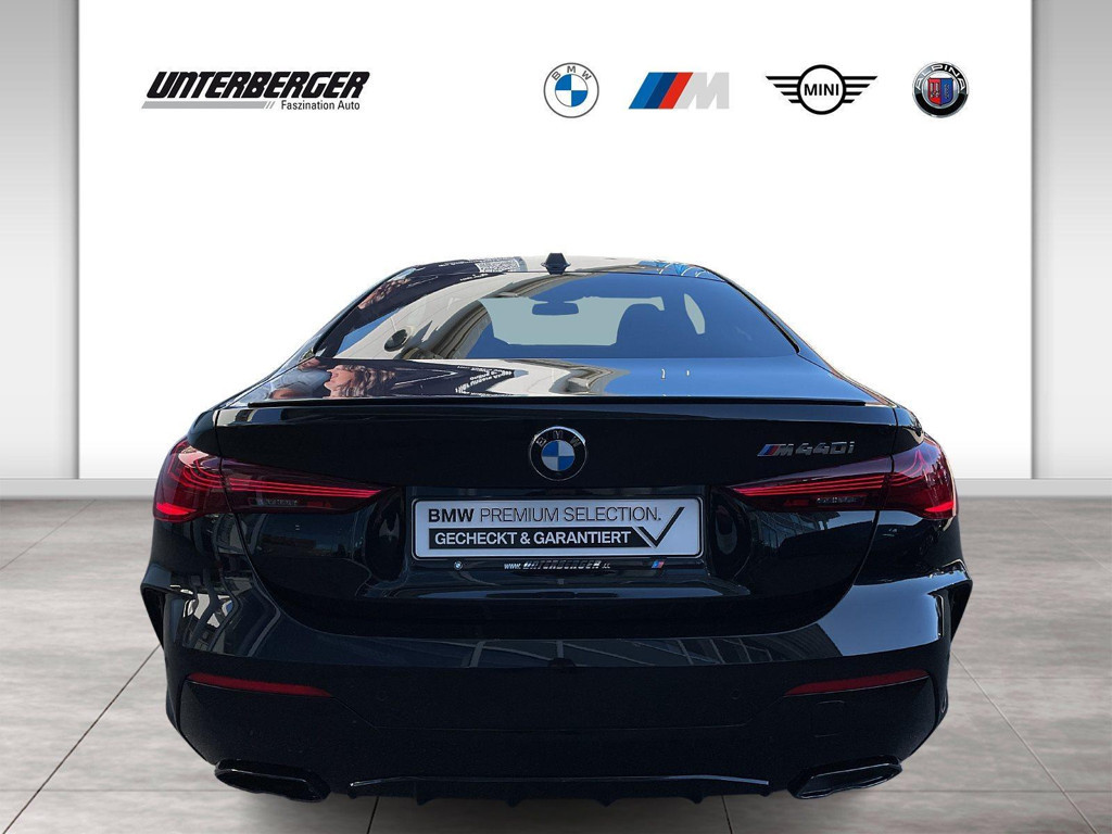 BMW M440