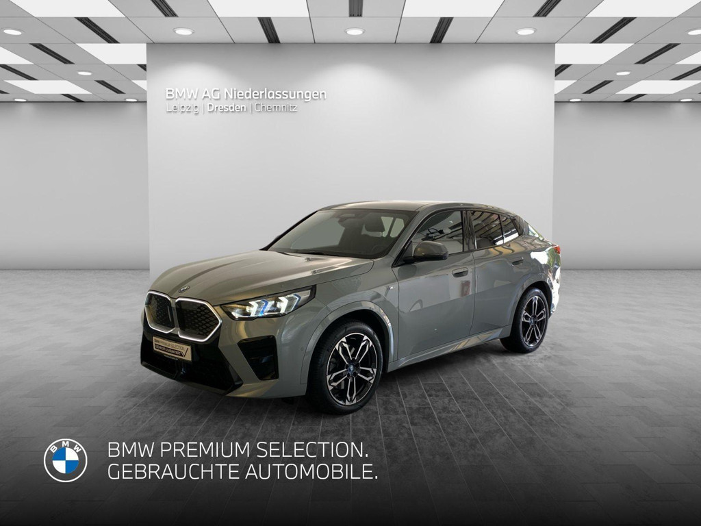 BMW iX2 xDrive30