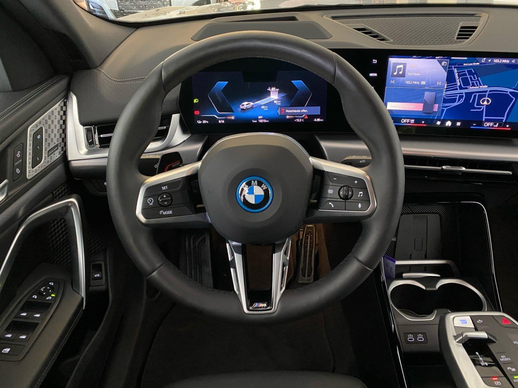 BMW iX2