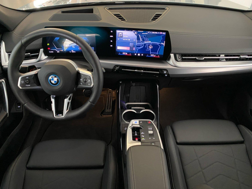 BMW iX2