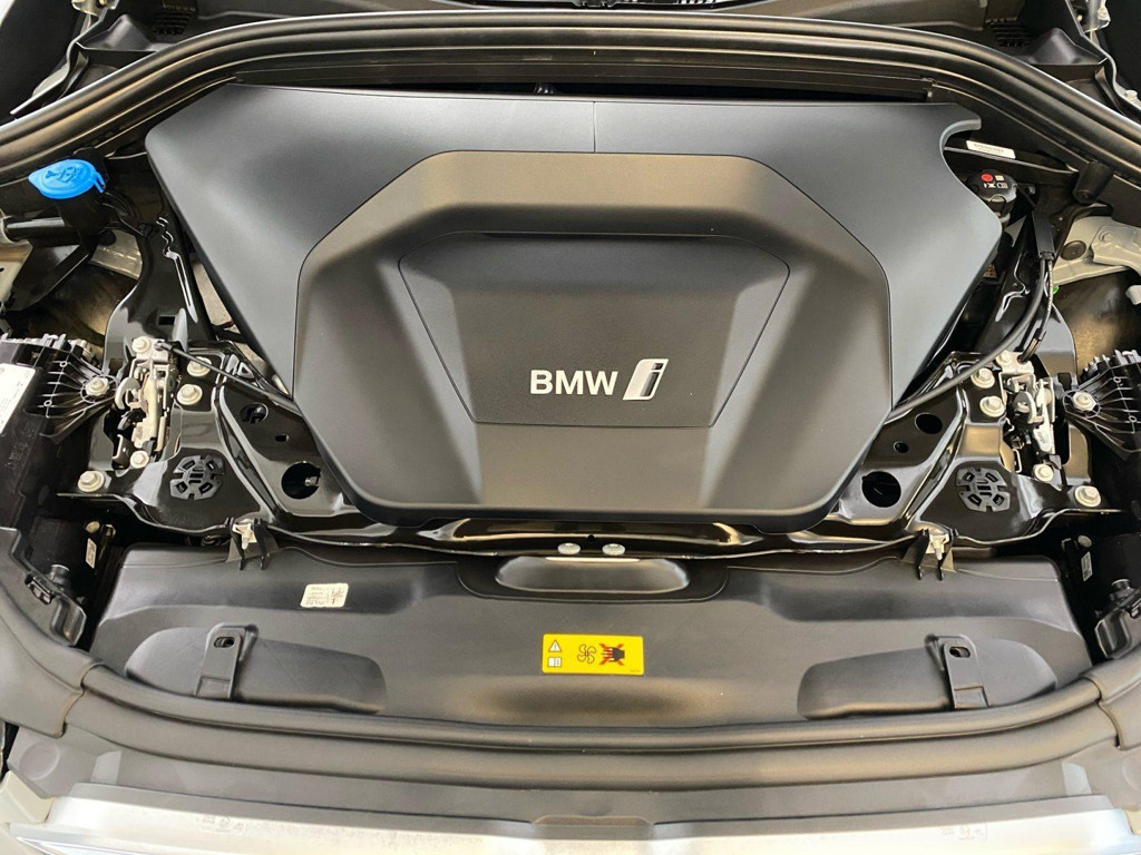 BMW iX2