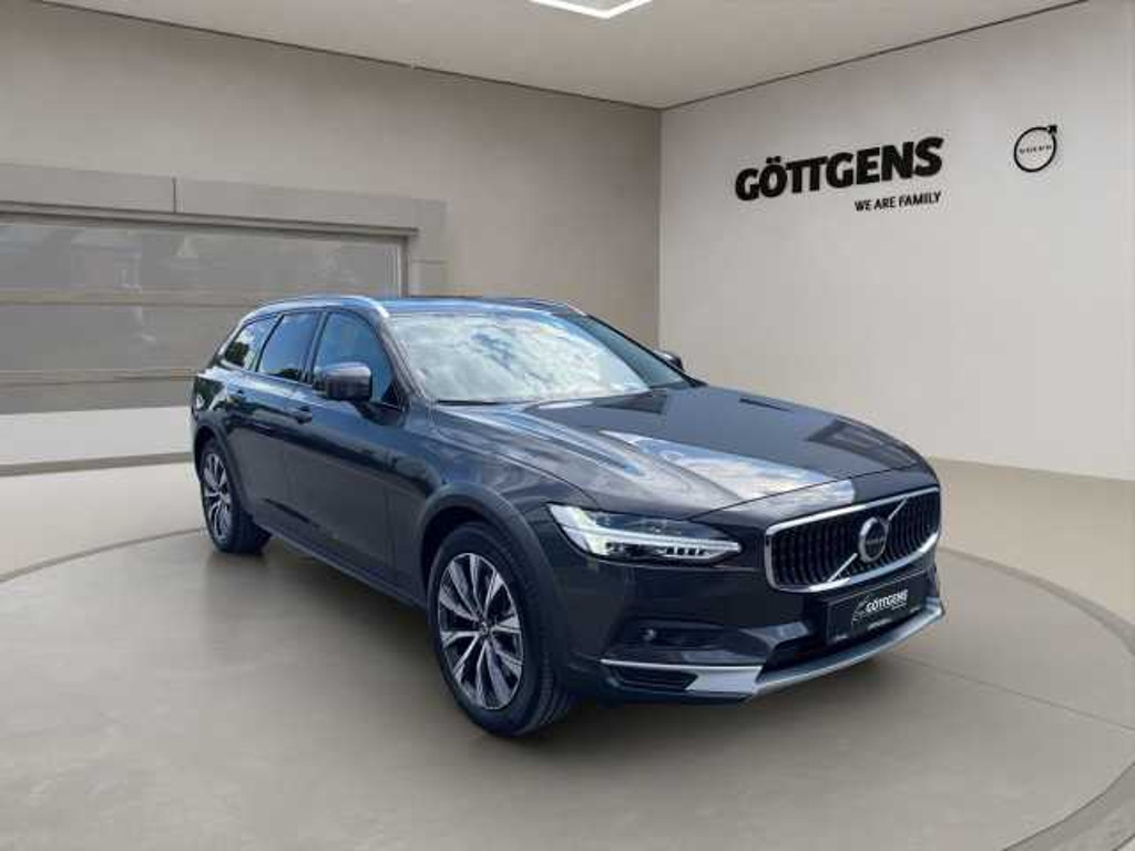 Volvo V90 Cross Country