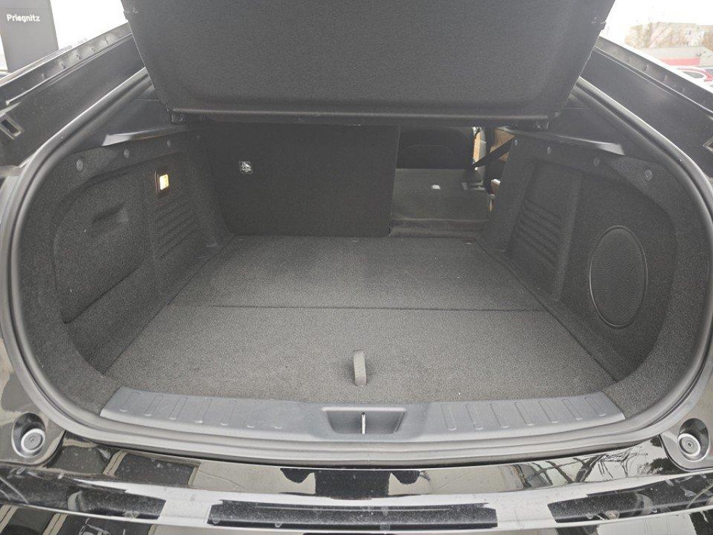 Mazda 6e