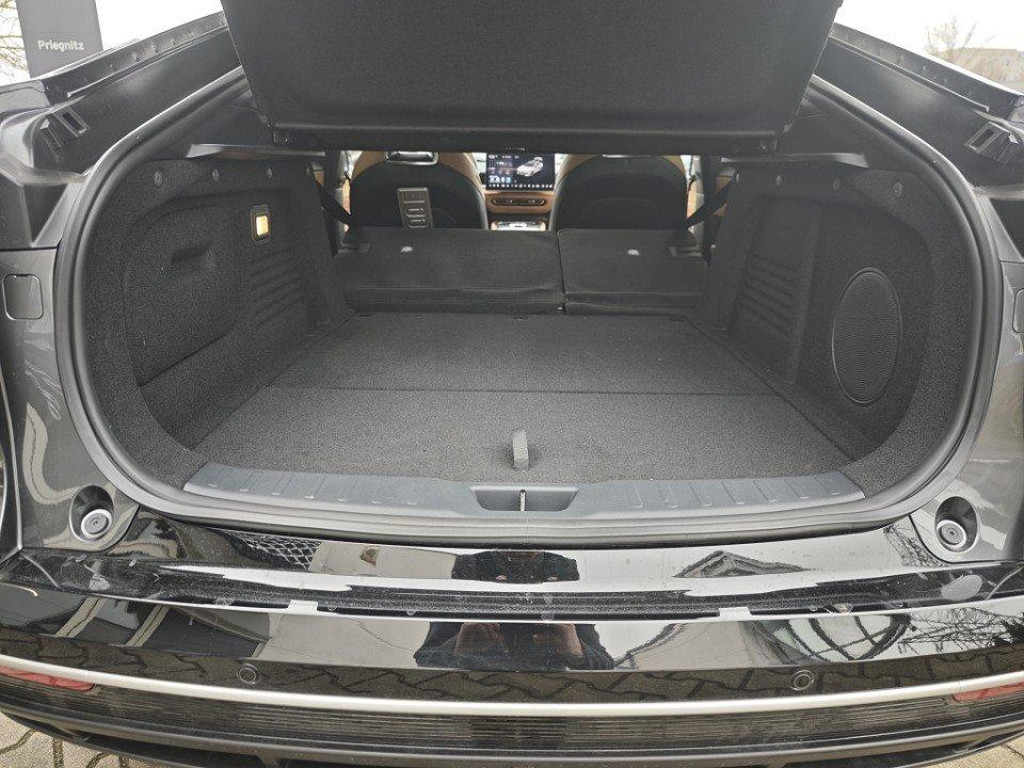 Mazda 6e