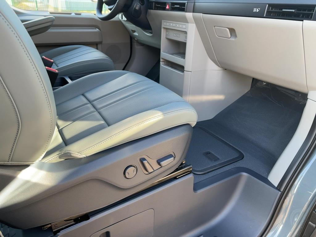 Kia PV5 Passenger