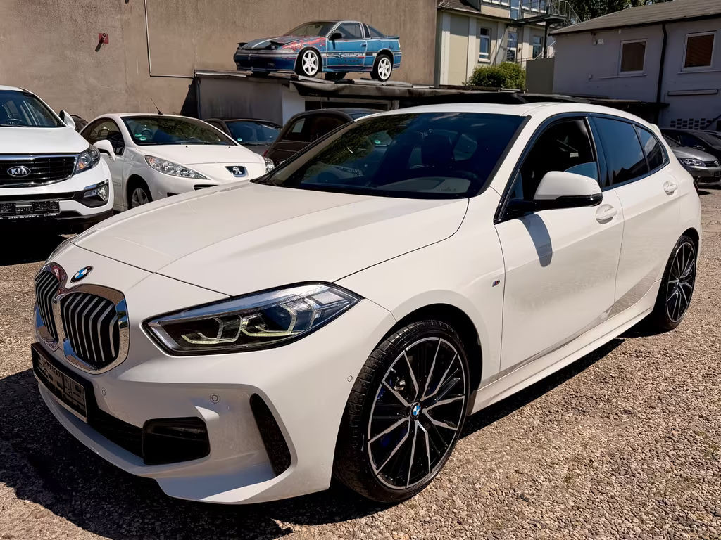 BMW 1 Serie 120 M-Sport Sedan 120i