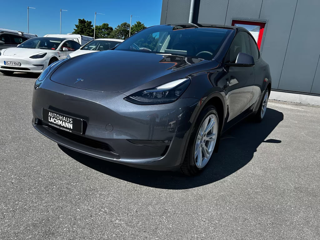 Tesla Model Y Long Range Dual Motor AWD