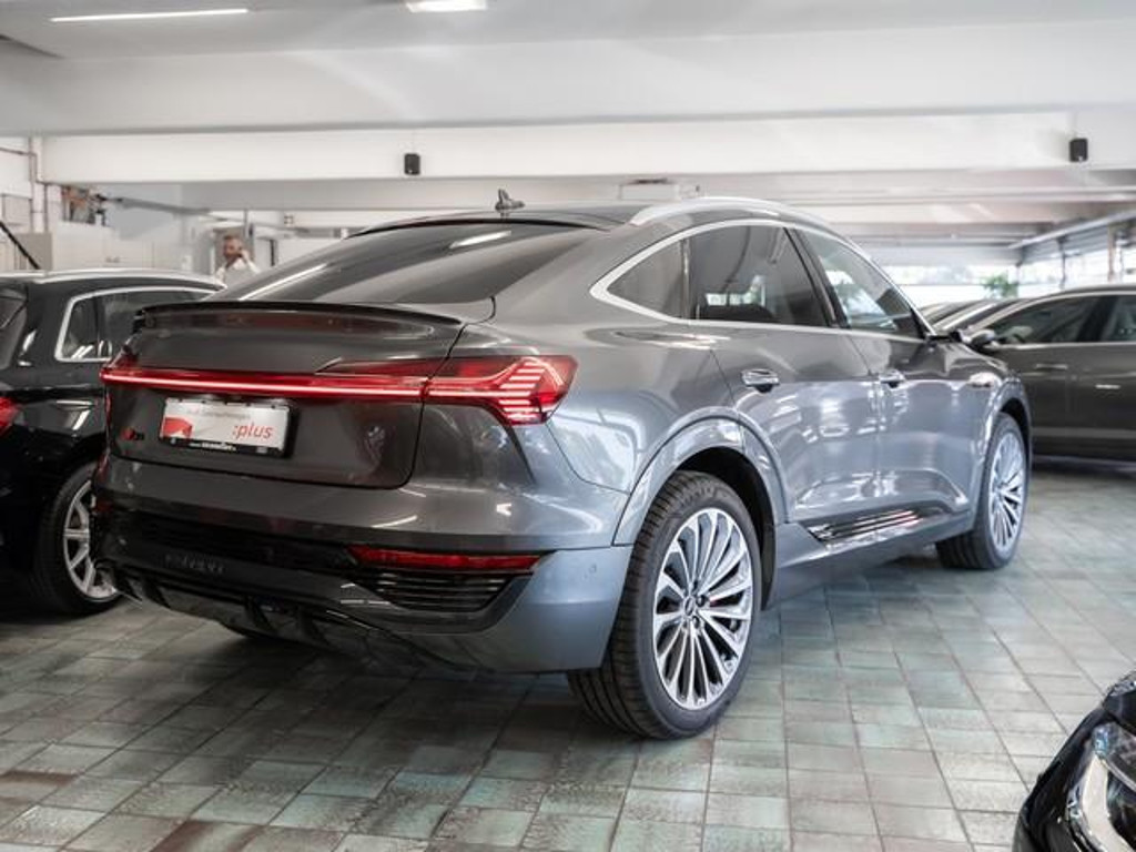 Audi Q8 e-tron