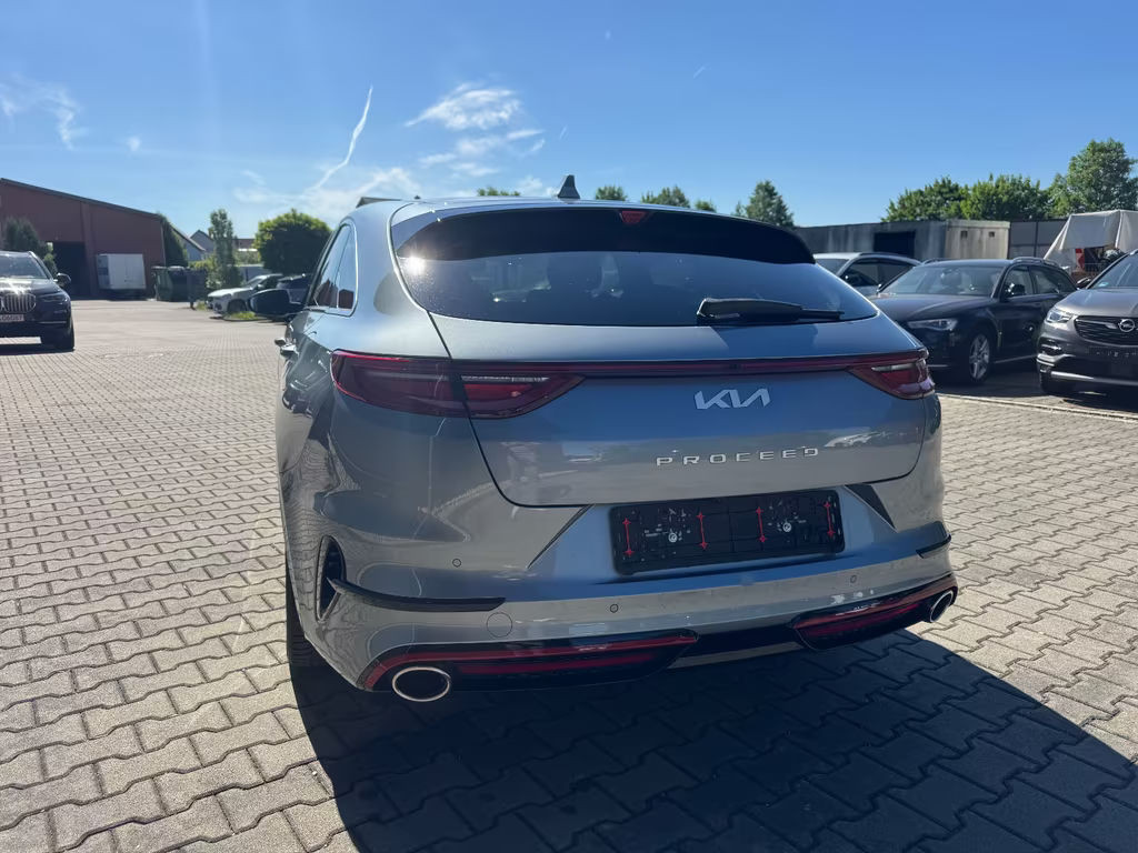 Kia ProCeed
