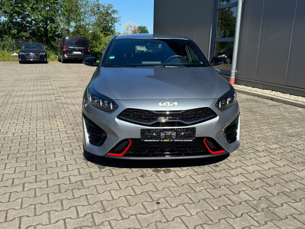 Kia ProCeed