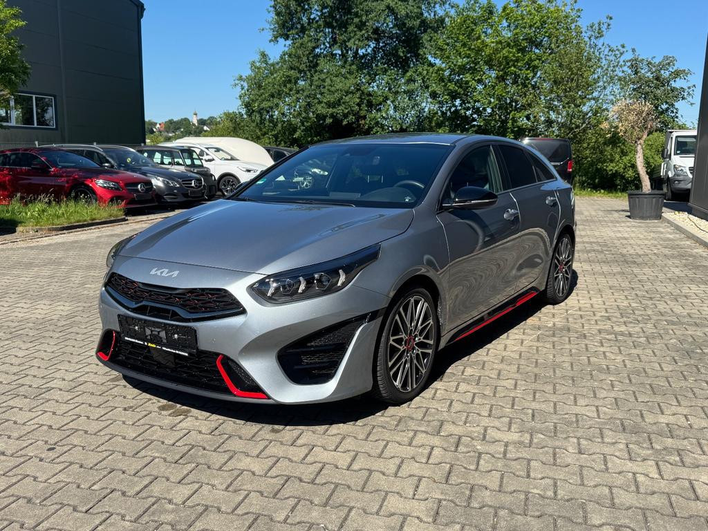 Kia ProCeed