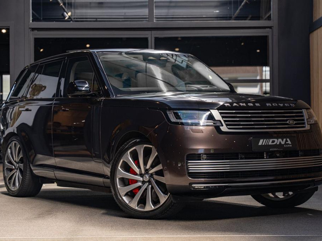 Land Rover Range Rover SV P550e SV 23" Meridian Surround SV