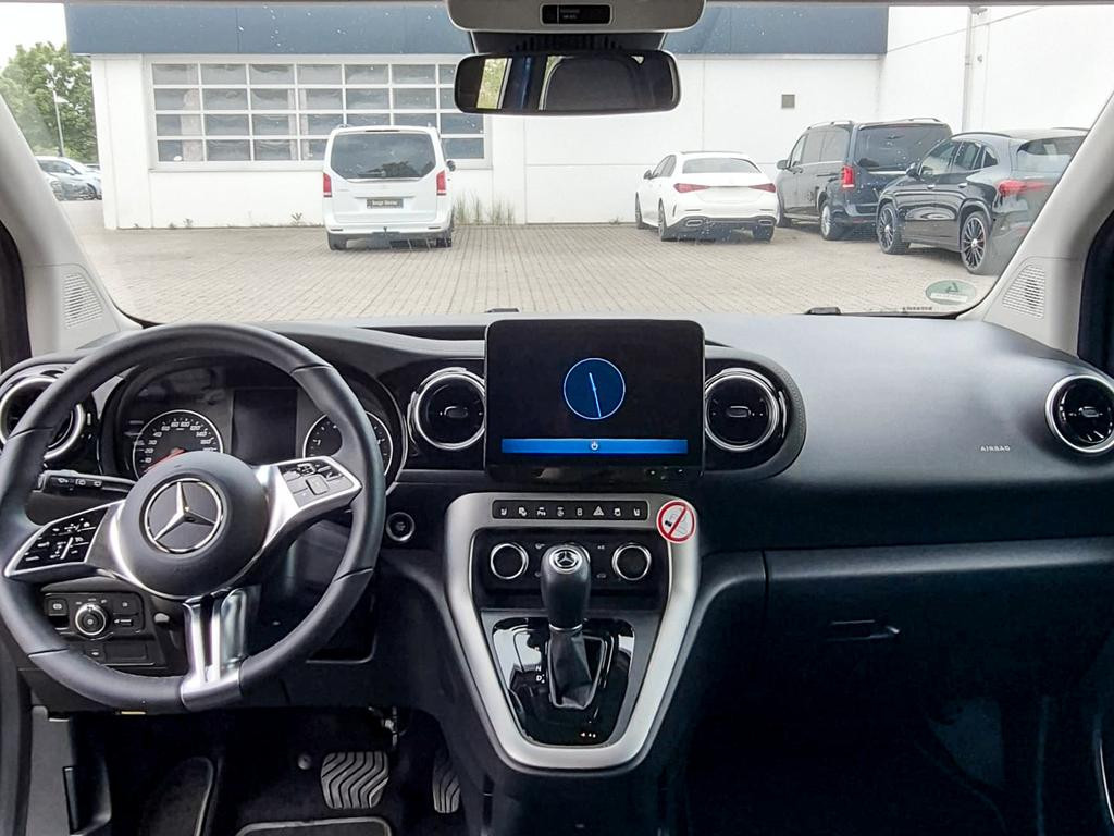 Mercedes-Benz T 180