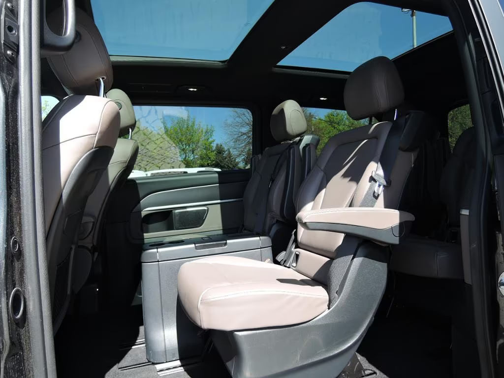 Mercedes-Benz V-Klasse V 300 AMG Line AVANTGARDE V 300 d