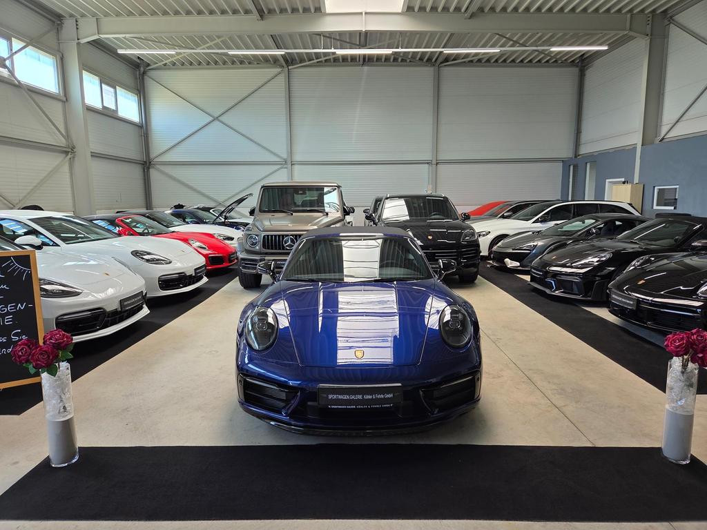Porsche 911 GTS Carrera Cabriolet