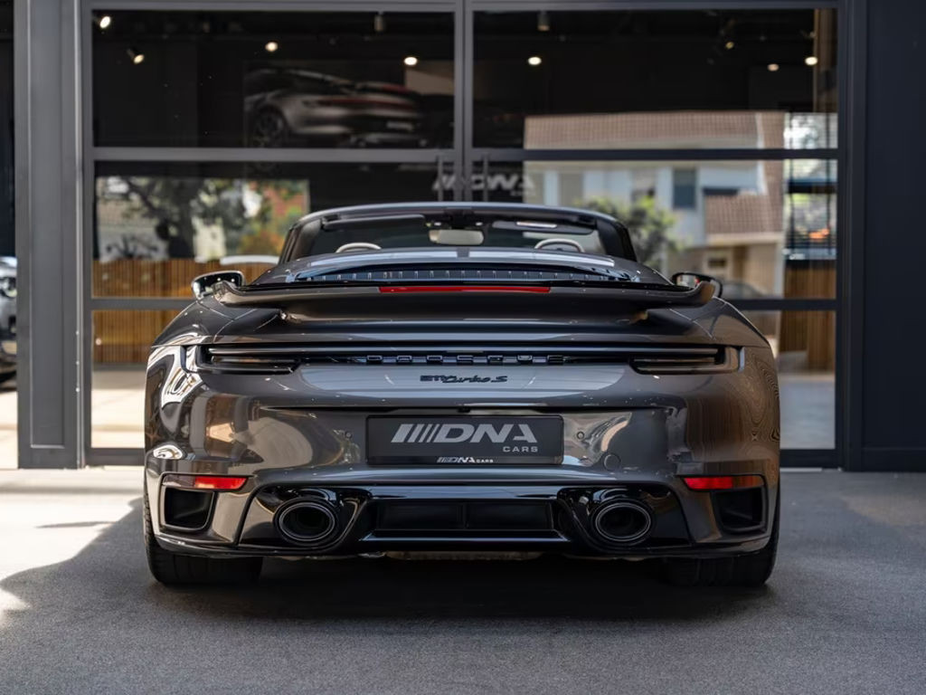 Porsche 911