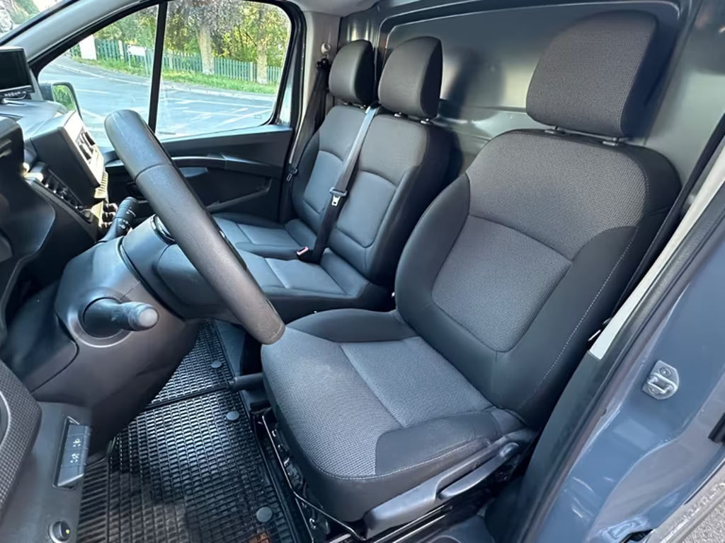Nissan Primastar