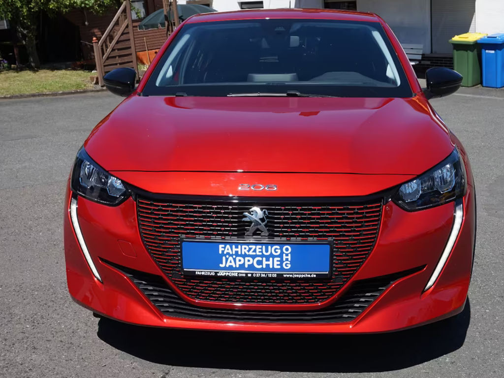 Peugeot e-208