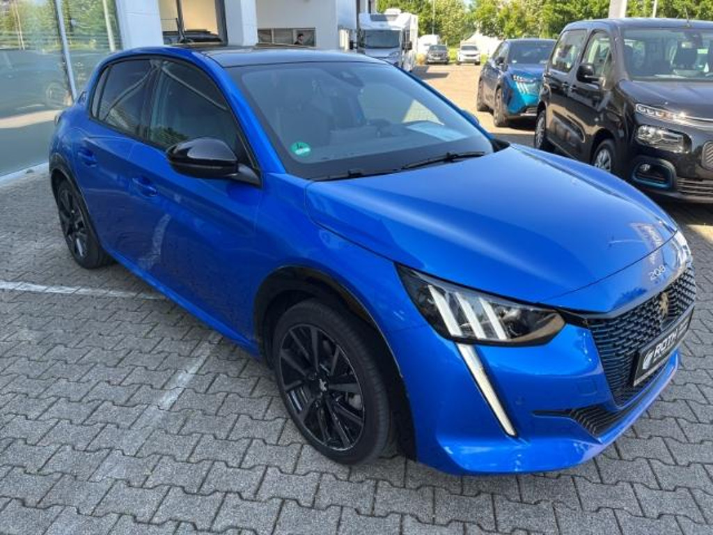 Peugeot e-208