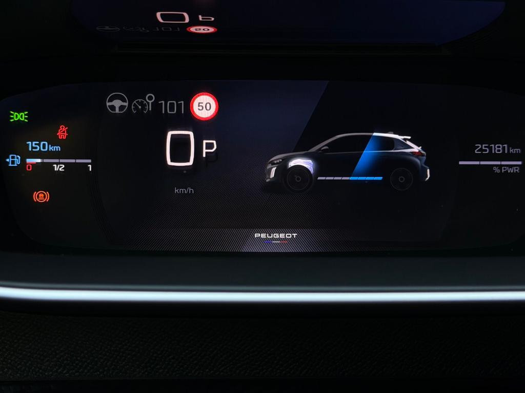 Peugeot e-208