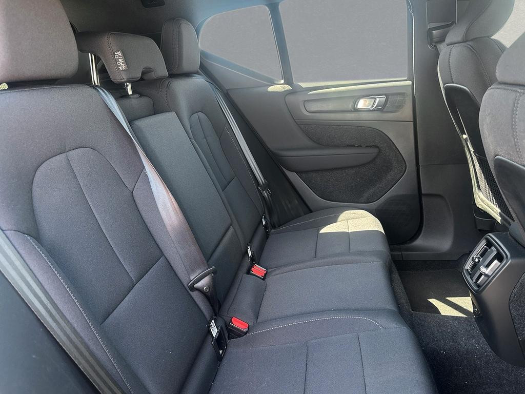 Volvo EX40