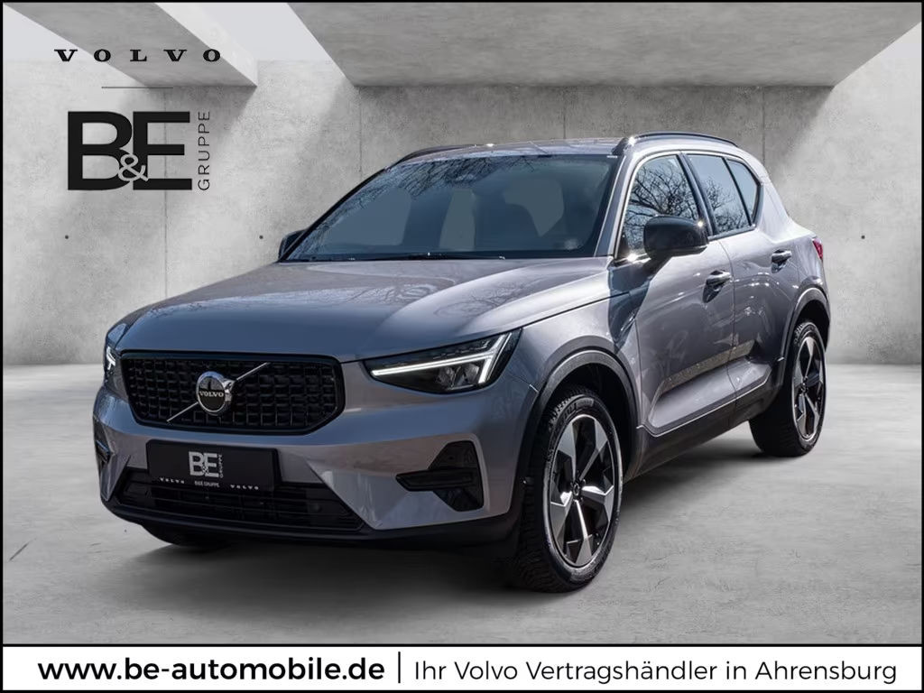 Volvo XC40 Plus Dark