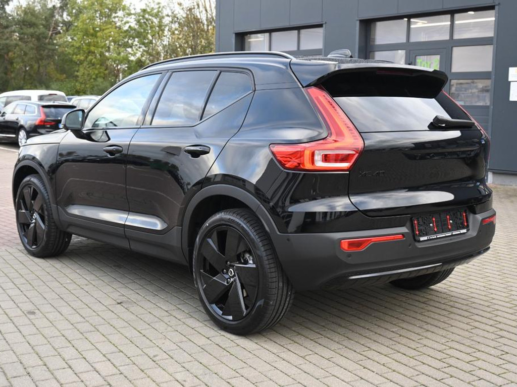 Volvo XC40 Plus