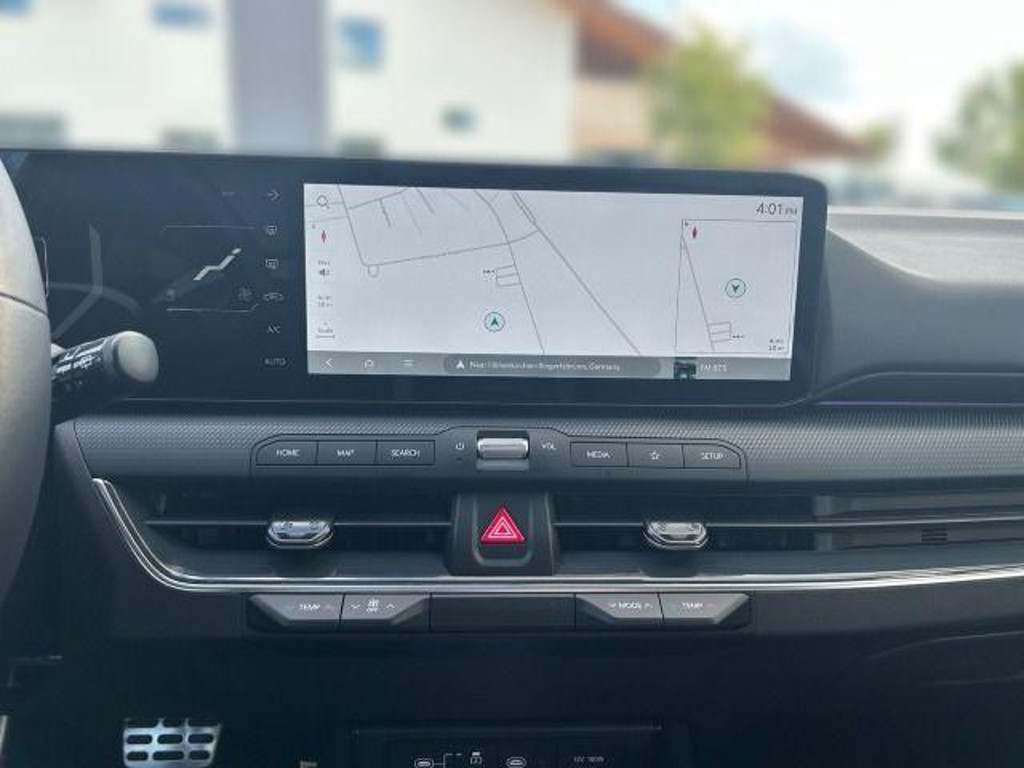 Kia K4