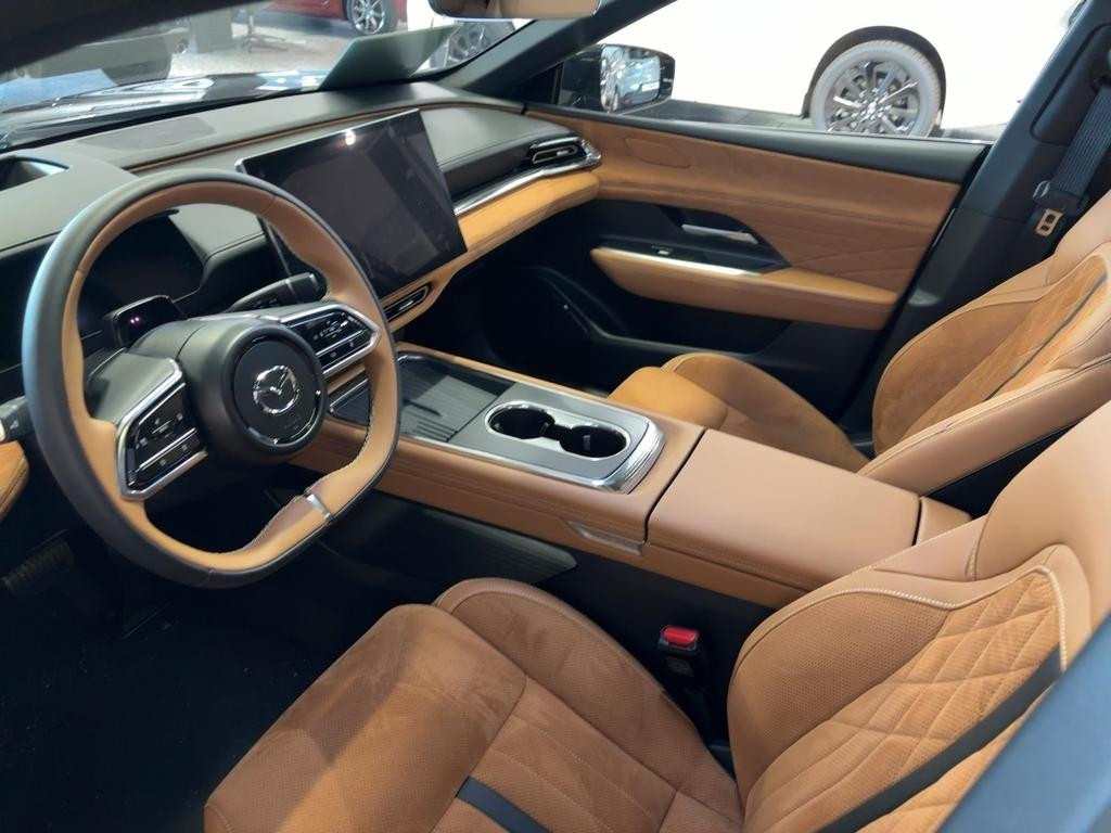 Mazda 6e