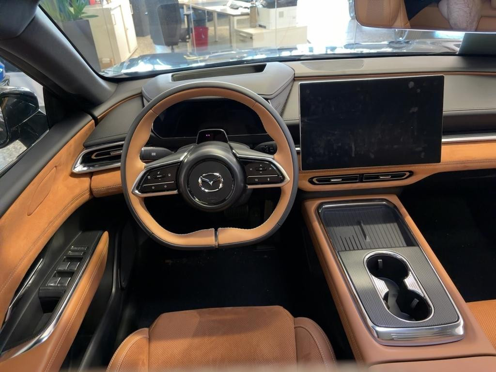 Mazda 6e