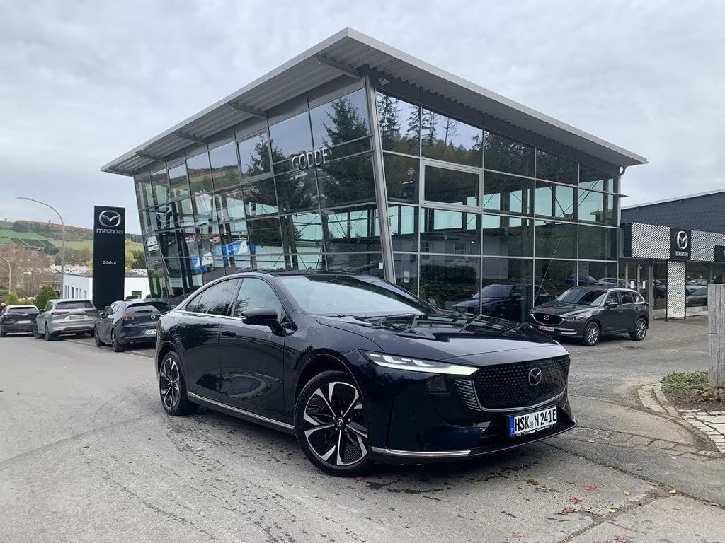 Mazda 6e Takumi RWD