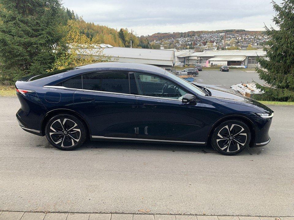 Mazda 6e