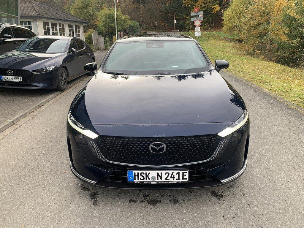 Mazda 6e