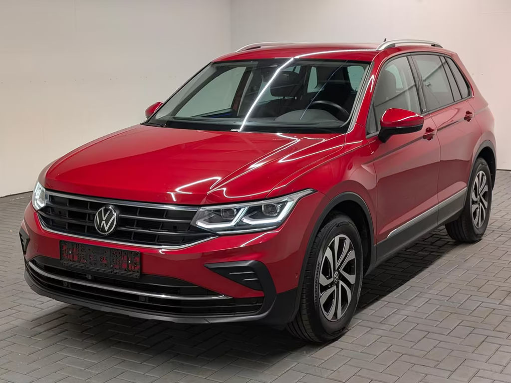 Volkswagen Tiguan Active LED/Navi/SHZ/LHZ/PDC/elH/ACC/17-LM
