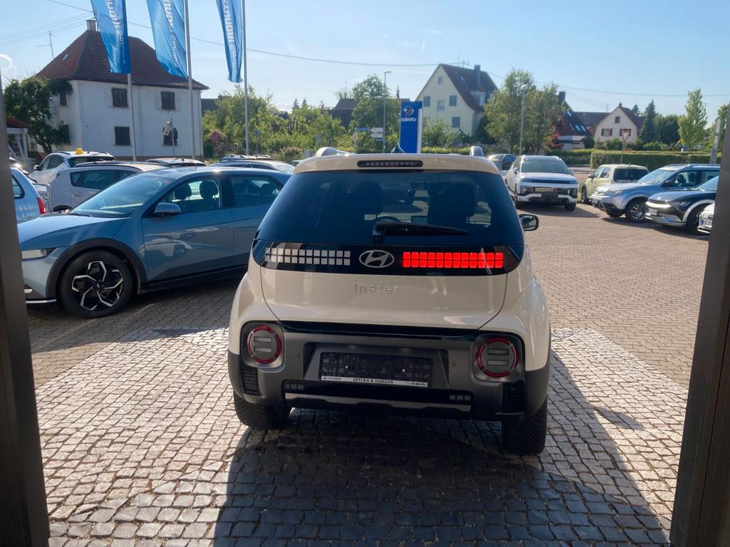 Hyundai INSTER