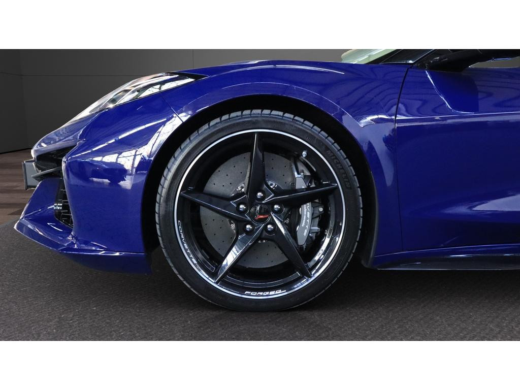 Corvette C8