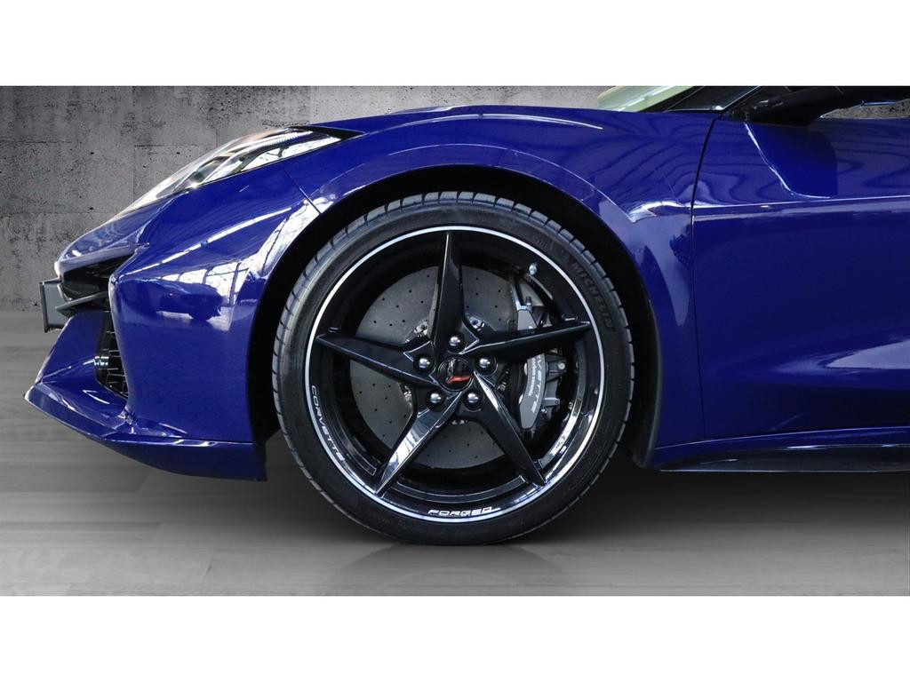 Corvette C8