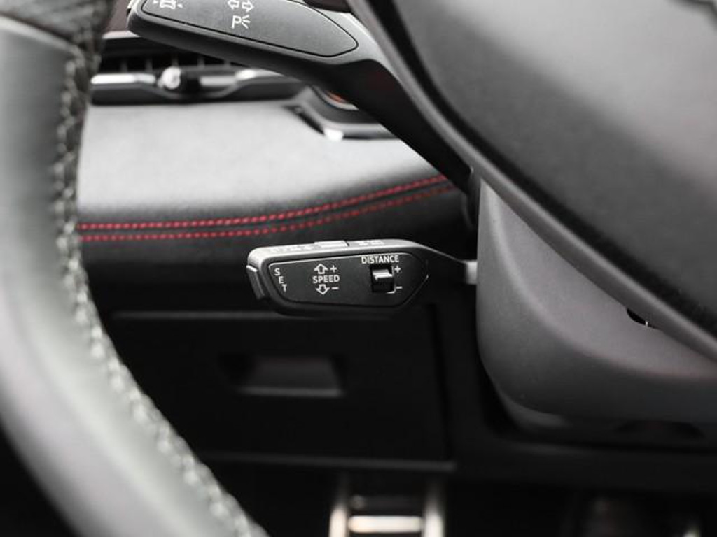 Audi S6 e-tron