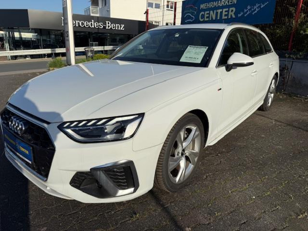 Audi A4 S-Line 40 TFSI