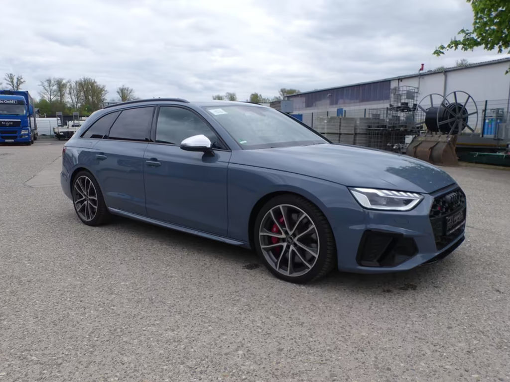 Audi S4