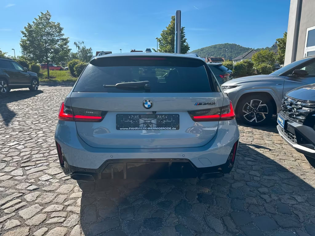 BMW M340