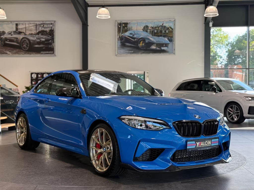 BMW M2 CS
