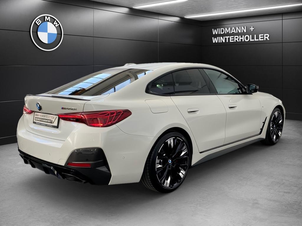 BMW M440