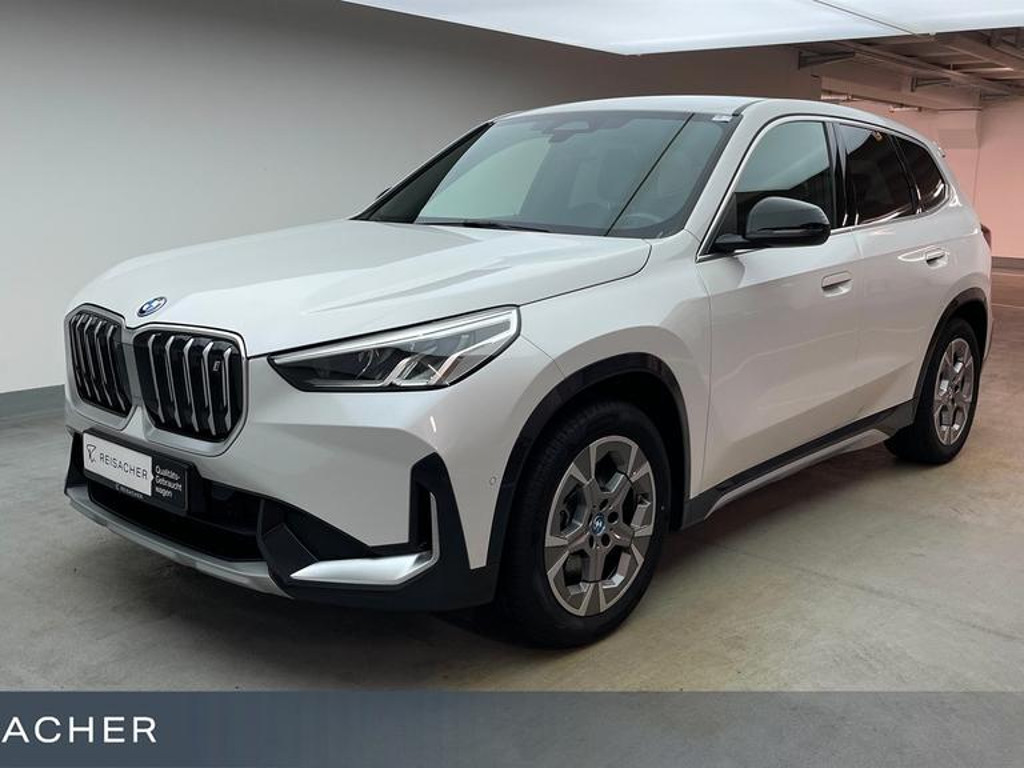 BMW iX1 xDrive30