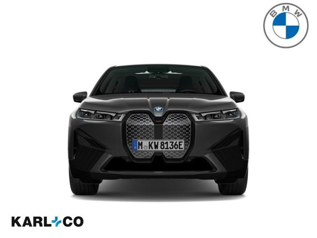 BMW iX
