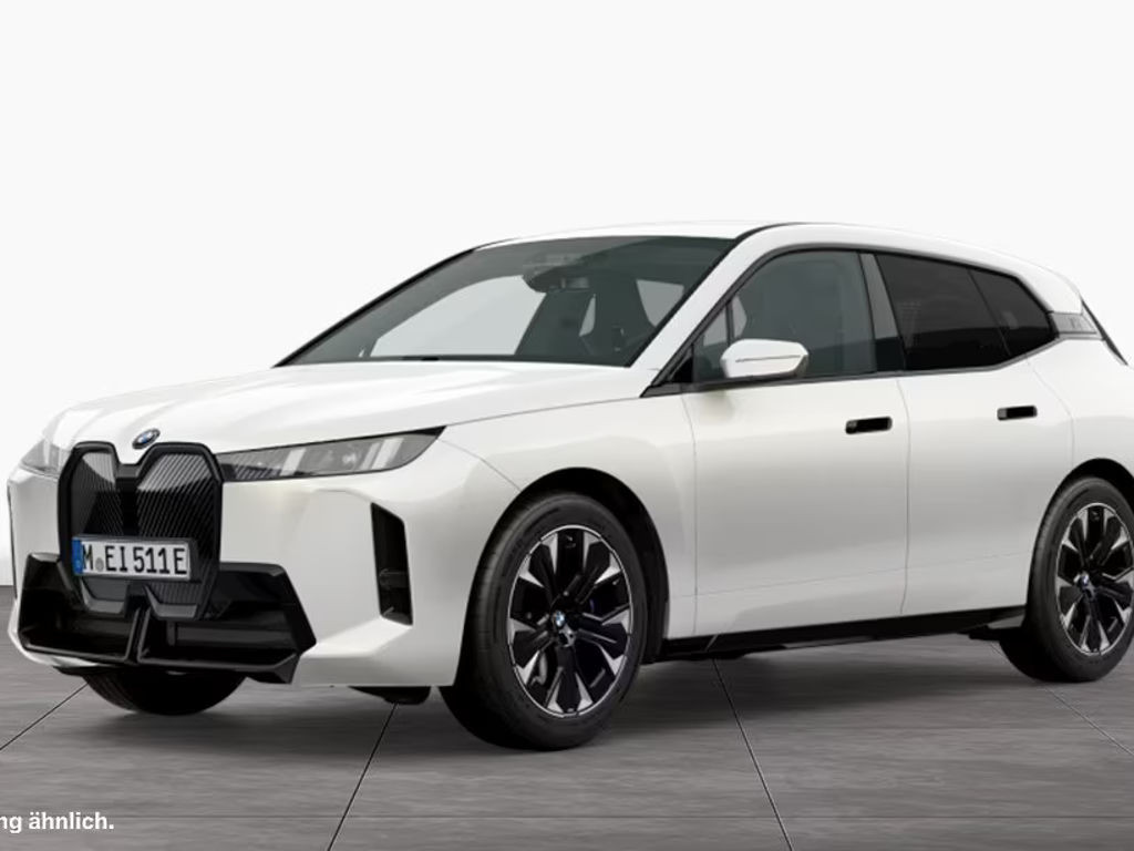 BMW iX